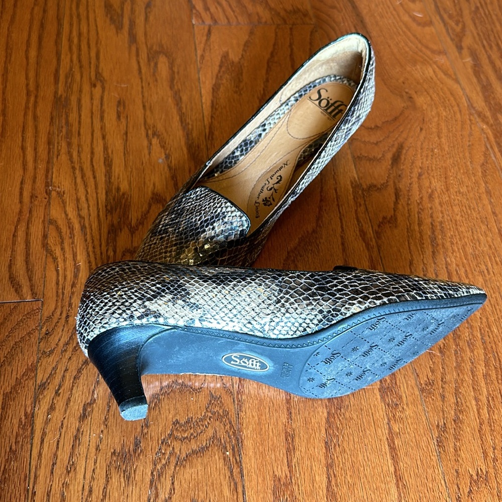 Like new Sofft Snake print heels 8M low heel easy to wear - Picture 4 of 9
